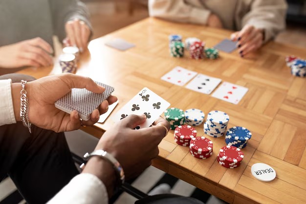 Lucky Twins live dealer table interface on maktoto